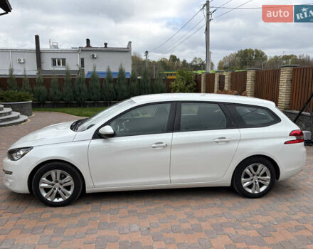 Белый Пежо 308, объемом двигателя 1.56 л и пробегом 195 тыс. км за 9200 $, фото 7 на Automoto.ua