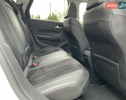 Белый Пежо 308, объемом двигателя 2 л и пробегом 234 тыс. км за 11750 $, фото 76 на Automoto.ua