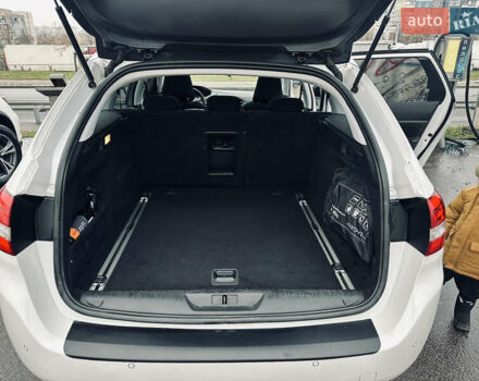 Белый Пежо 308, объемом двигателя 1.56 л и пробегом 250 тыс. км за 9200 $, фото 27 на Automoto.ua