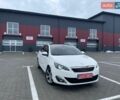 Белый Пежо 308, объемом двигателя 2 л и пробегом 234 тыс. км за 11350 $, фото 42 на Automoto.ua