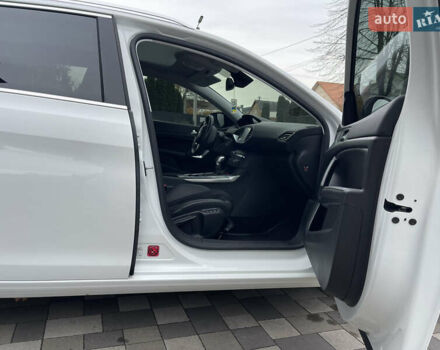 Белый Пежо 308, объемом двигателя 2 л и пробегом 234 тыс. км за 11750 $, фото 57 на Automoto.ua