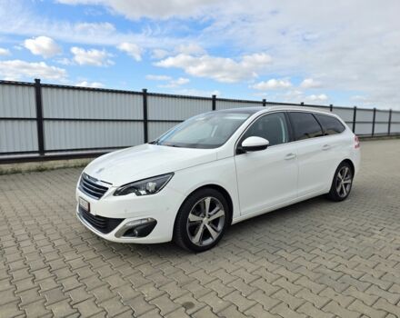 Пежо 308 2014 в Луцке на Automoto.ua Белый Пежо 308, объемом двигателя 2 л и пробегом 234 тыс. км за 10800 $, фото 2 на Automoto.ua
