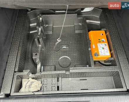 Пежо 308 2014 в Житомире на Automoto.ua Белый Пежо 308, объемом двигателя 1.56 л и пробегом 195 тыс. км за 9200 $, фото 35 на Automoto.ua