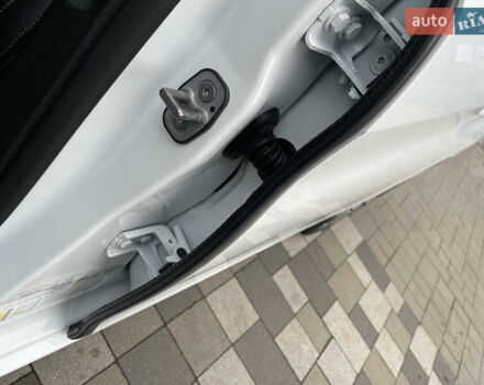 Белый Пежо 308, объемом двигателя 2 л и пробегом 234 тыс. км за 11750 $, фото 84 на Automoto.ua