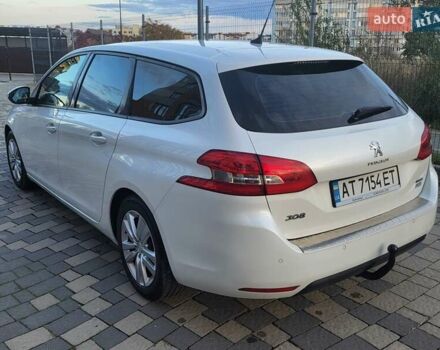 Белый Пежо 308, объемом двигателя 1.56 л и пробегом 266 тыс. км за 9100 $, фото 1 на Automoto.ua