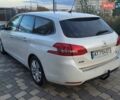 Белый Пежо 308, объемом двигателя 1.56 л и пробегом 266 тыс. км за 9100 $, фото 1 на Automoto.ua