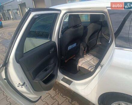 Белый Пежо 308, объемом двигателя 1.56 л и пробегом 196 тыс. км за 9500 $, фото 11 на Automoto.ua