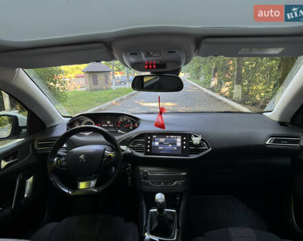 Белый Пежо 308, объемом двигателя 1.56 л и пробегом 172 тыс. км за 10550 $, фото 18 на Automoto.ua