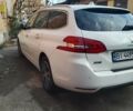 Белый Пежо 308, объемом двигателя 1.56 л и пробегом 220 тыс. км за 9500 $, фото 1 на Automoto.ua