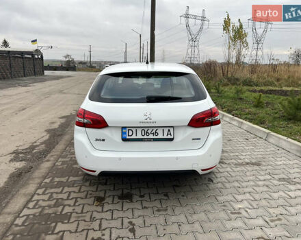Белый Пежо 308, объемом двигателя 1.56 л и пробегом 283 тыс. км за 11899 $, фото 8 на Automoto.ua