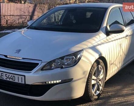 Белый Пежо 308, объемом двигателя 1.56 л и пробегом 253 тыс. км за 9000 $, фото 10 на Automoto.ua