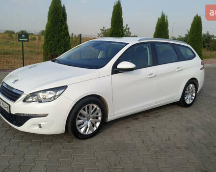 Белый Пежо 308, объемом двигателя 1.2 л и пробегом 141 тыс. км за 9600 $, фото 8 на Automoto.ua