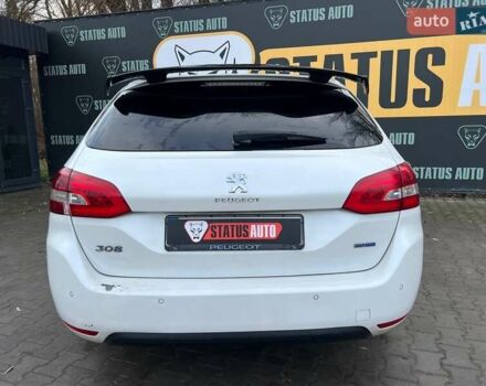 Белый Пежо 308, объемом двигателя 1.56 л и пробегом 265 тыс. км за 11000 $, фото 7 на Automoto.ua