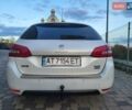 Белый Пежо 308, объемом двигателя 1.56 л и пробегом 266 тыс. км за 9100 $, фото 5 на Automoto.ua