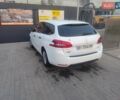 Белый Пежо 308, объемом двигателя 1.6 л и пробегом 145 тыс. км за 8150 $, фото 6 на Automoto.ua