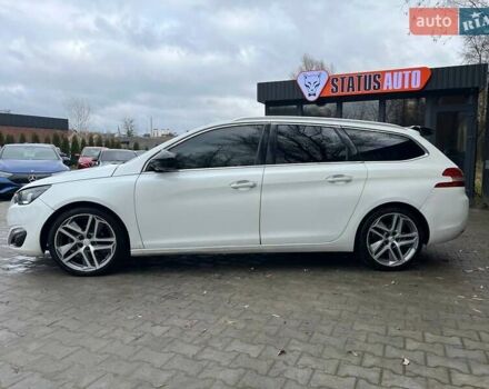 Белый Пежо 308, объемом двигателя 1.56 л и пробегом 265 тыс. км за 11000 $, фото 4 на Automoto.ua