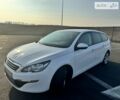 Белый Пежо 308, объемом двигателя 1.6 л и пробегом 190 тыс. км за 10999 $, фото 1 на Automoto.ua