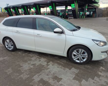 Белый Пежо 308, объемом двигателя 1.6 л и пробегом 250 тыс. км за 8600 $, фото 3 на Automoto.ua