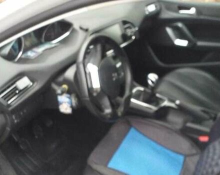 Белый Пежо 308, объемом двигателя 1.56 л и пробегом 216 тыс. км за 9600 $, фото 11 на Automoto.ua