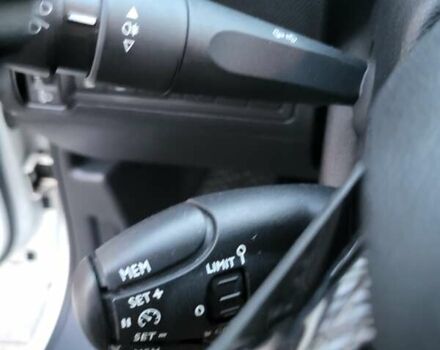 Белый Пежо 308, объемом двигателя 1.56 л и пробегом 266 тыс. км за 9100 $, фото 21 на Automoto.ua