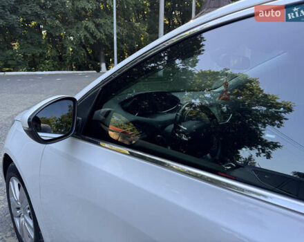 Белый Пежо 308, объемом двигателя 1.56 л и пробегом 172 тыс. км за 10550 $, фото 24 на Automoto.ua