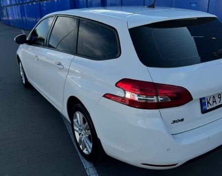 Белый Пежо 308, объемом двигателя 1.6 л и пробегом 240 тыс. км за 10400 $, фото 9 на Automoto.ua