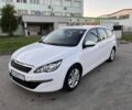 Белый Пежо 308, объемом двигателя 1.6 л и пробегом 220 тыс. км за 8800 $, фото 1 на Automoto.ua