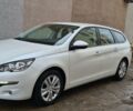 Белый Пежо 308, объемом двигателя 1.6 л и пробегом 186 тыс. км за 10800 $, фото 1 на Automoto.ua