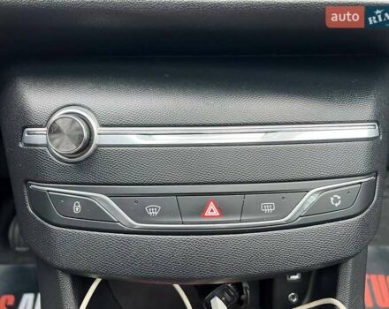 Белый Пежо 308, объемом двигателя 1.56 л и пробегом 265 тыс. км за 11000 $, фото 22 на Automoto.ua