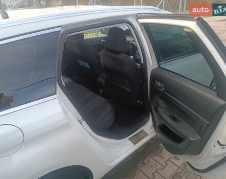 Белый Пежо 308, объемом двигателя 1.56 л и пробегом 196 тыс. км за 9500 $, фото 5 на Automoto.ua