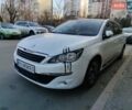 Білий Пежо 308, об'ємом двигуна 1.56 л та пробігом 305 тис. км за 10000 $, фото 1 на Automoto.ua