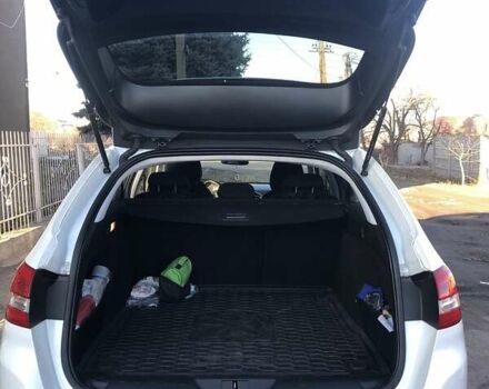 Белый Пежо 308, объемом двигателя 1.56 л и пробегом 253 тыс. км за 9000 $, фото 9 на Automoto.ua