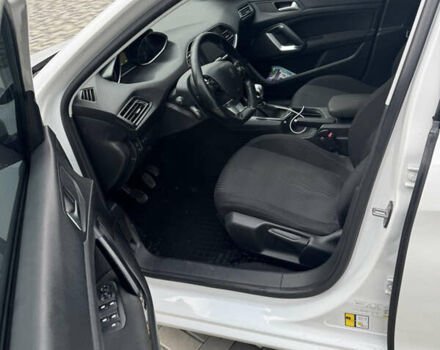 Белый Пежо 308, объемом двигателя 1.56 л и пробегом 286 тыс. км за 7499 $, фото 9 на Automoto.ua