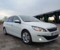 Белый Пежо 308, объемом двигателя 1.6 л и пробегом 250 тыс. км за 8600 $, фото 1 на Automoto.ua