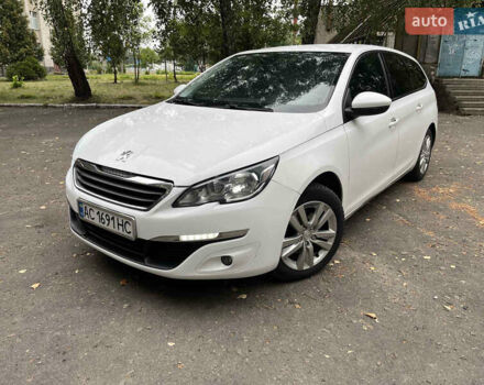 Белый Пежо 308, объемом двигателя 1.56 л и пробегом 300 тыс. км за 6999 $, фото 1 на Automoto.ua