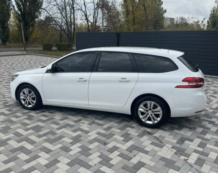 Белый Пежо 308, объемом двигателя 1.56 л и пробегом 286 тыс. км за 7499 $, фото 6 на Automoto.ua