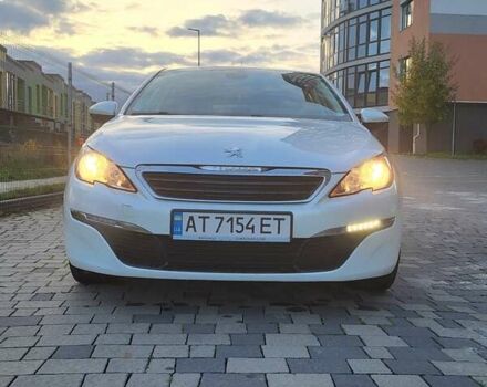 Белый Пежо 308, объемом двигателя 1.56 л и пробегом 266 тыс. км за 9100 $, фото 13 на Automoto.ua