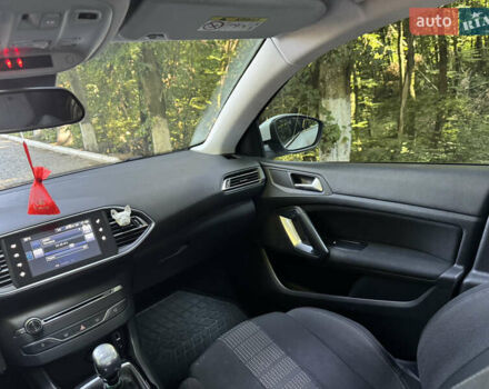 Белый Пежо 308, объемом двигателя 1.56 л и пробегом 172 тыс. км за 10550 $, фото 17 на Automoto.ua