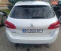 Белый Пежо 308, объемом двигателя 1.56 л и пробегом 196 тыс. км за 9500 $, фото 1 на Automoto.ua