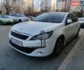 Белый Пежо 308, объемом двигателя 1.56 л и пробегом 305 тыс. км за 10000 $, фото 1 на Automoto.ua