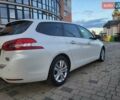 Белый Пежо 308, объемом двигателя 1.56 л и пробегом 266 тыс. км за 9100 $, фото 4 на Automoto.ua