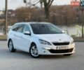 Белый Пежо 308, объемом двигателя 1.6 л и пробегом 253 тыс. км за 8750 $, фото 1 на Automoto.ua