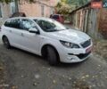 Белый Пежо 308, объемом двигателя 1.56 л и пробегом 220 тыс. км за 9500 $, фото 1 на Automoto.ua