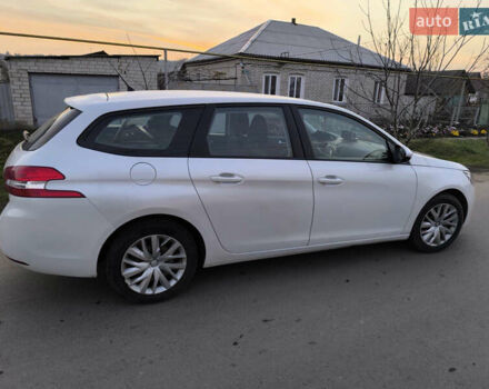 Белый Пежо 308, объемом двигателя 1.6 л и пробегом 95 тыс. км за 11500 $, фото 3 на Automoto.ua