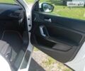 Белый Пежо 308, объемом двигателя 1.56 л и пробегом 221 тыс. км за 12000 $, фото 32 на Automoto.ua
