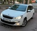 Белый Пежо 308, объемом двигателя 1.61 л и пробегом 310 тыс. км за 6250 $, фото 1 на Automoto.ua