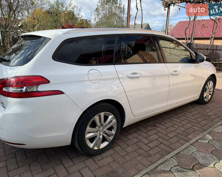 Белый Пежо 308, объемом двигателя 1.56 л и пробегом 274 тыс. км за 9400 $, фото 38 на Automoto.ua