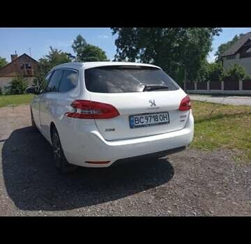 Белый Пежо 308, объемом двигателя 1.56 л и пробегом 221 тыс. км за 12000 $, фото 10 на Automoto.ua