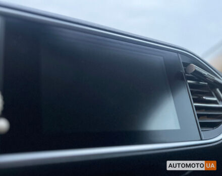 Белый Пежо 308, объемом двигателя 1.6 л и пробегом 347 тыс. км за 11790 $, фото 16 на Automoto.ua