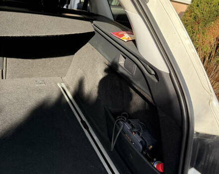 Белый Пежо 308, объемом двигателя 1.56 л и пробегом 274 тыс. км за 9400 $, фото 24 на Automoto.ua